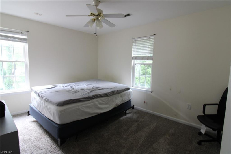 Photo 6 of 10 residential for sale in Norfolk virginia