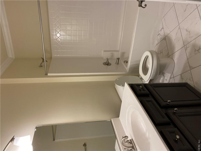 Photo 21 of 28 residential for sale in Norfolk virginia