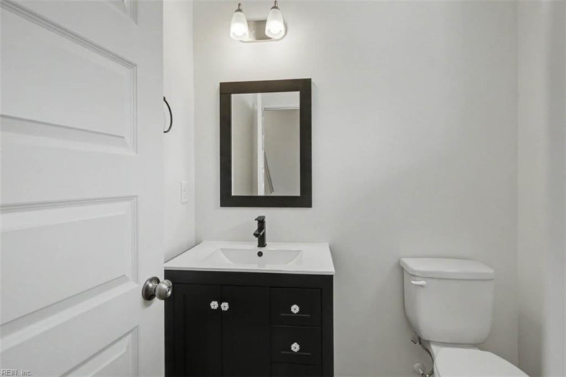 Photo 20 of 37 residential for sale in Suffolk virginia