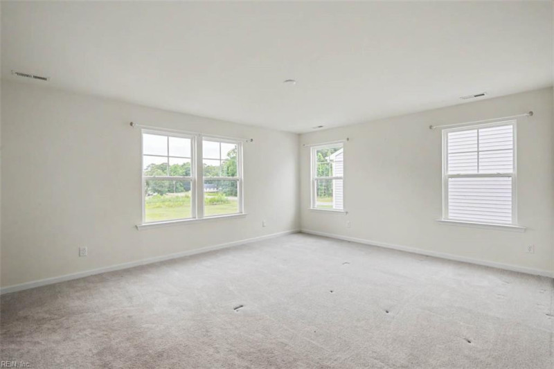 Photo 23 of 37 residential for sale in Suffolk virginia