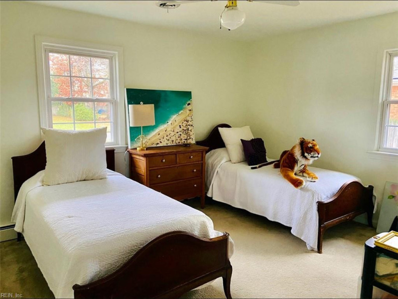 Photo 26 of 44 residential for sale in Virginia Beach virginia