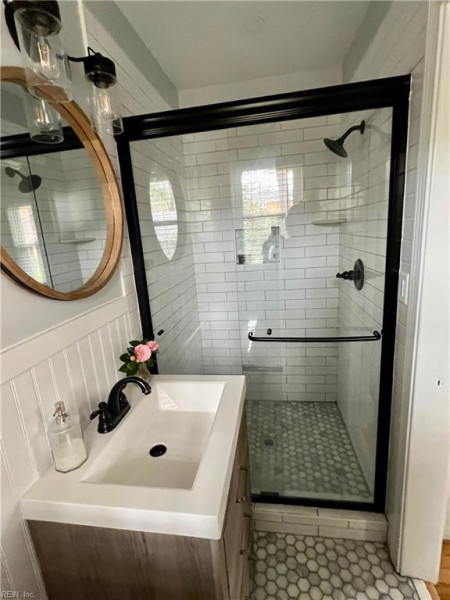 Photo 32 of 44 residential for sale in Virginia Beach virginia