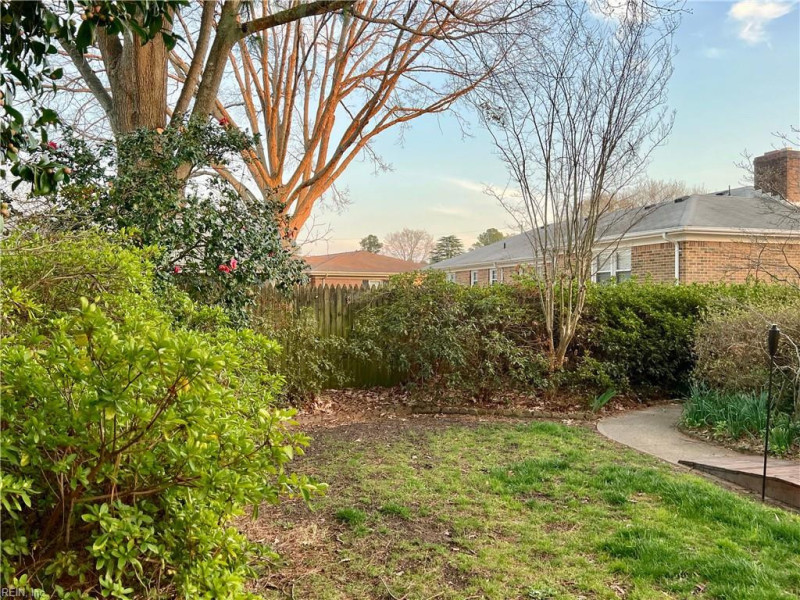 Photo 40 of 44 residential for sale in Virginia Beach virginia
