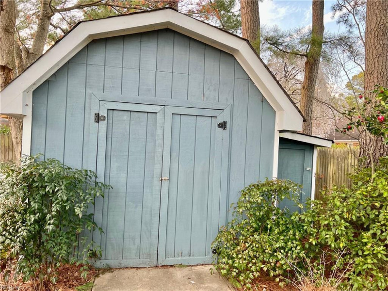 Photo 41 of 44 residential for sale in Virginia Beach virginia