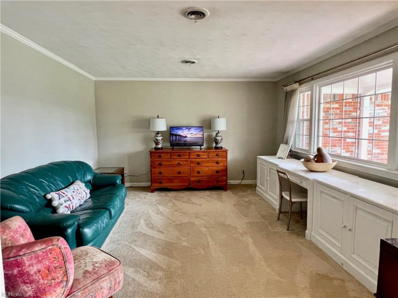 Photo 5 of 44 residential for sale in Virginia Beach virginia