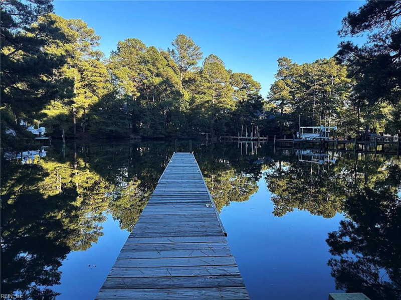 Photo 13 of 49 residential for sale in Mathews County virginia