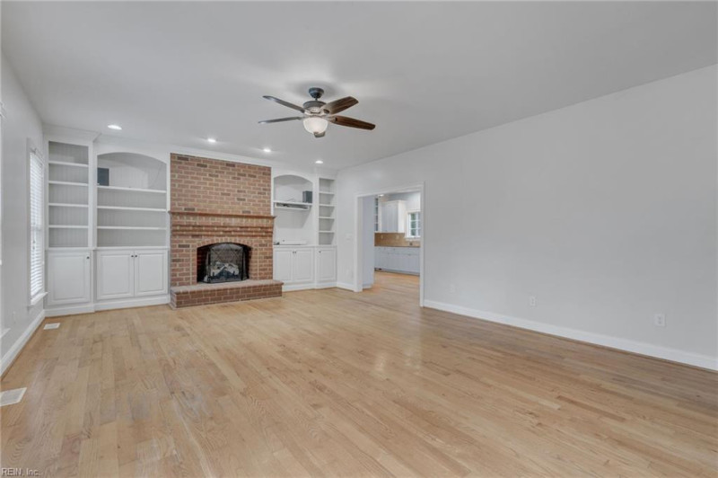 Photo 14 of 49 residential for sale in Mathews County virginia