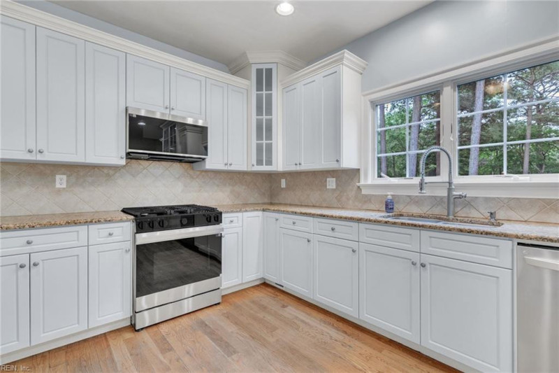 Photo 24 of 49 residential for sale in Mathews County virginia