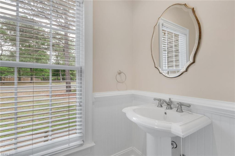 Photo 26 of 49 residential for sale in Mathews County virginia