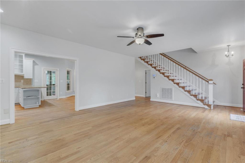 Photo 4 of 49 residential for sale in Mathews County virginia