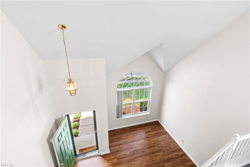 Photo 18 of 32 residential for sale in Virginia Beach virginia
