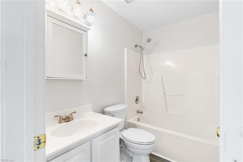 Photo 21 of 32 residential for sale in Virginia Beach virginia