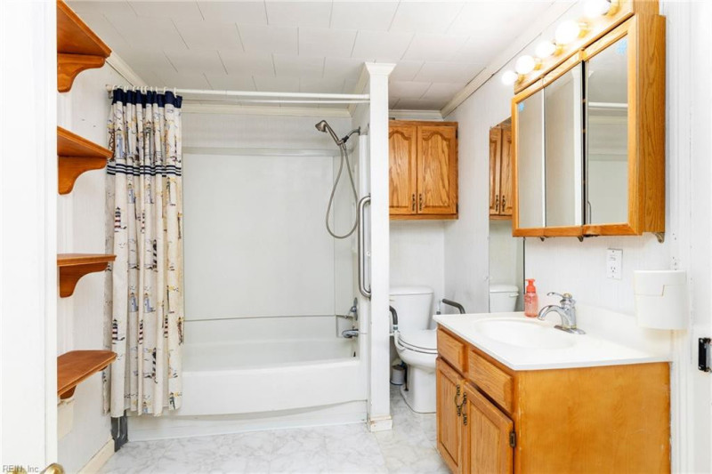 Photo 11 of 30 residential for sale in Emporia virginia