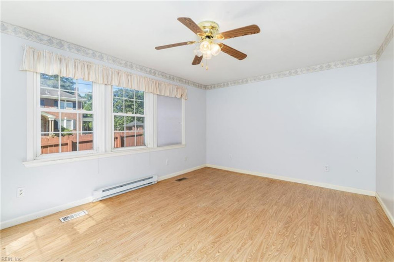 Photo 15 of 30 residential for sale in Emporia virginia