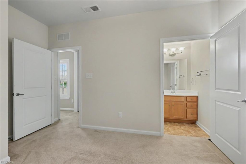 Photo 14 of 50 residential for sale in Williamsburg virginia