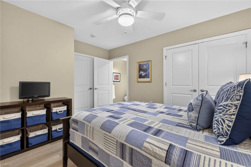 Photo 5 of 42 residential for sale in Virginia Beach virginia