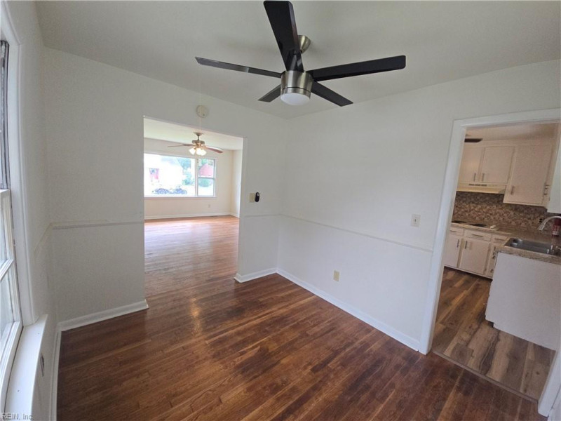 Photo 16 of 45 residential for sale in Hampton virginia