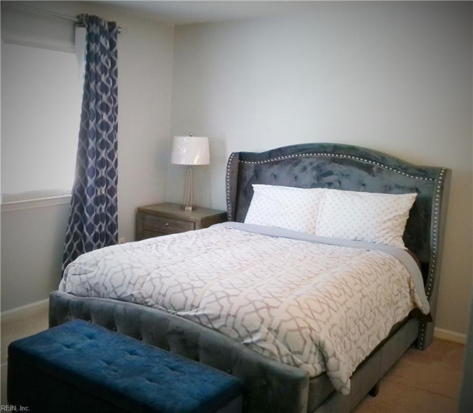 Photo 13 of 26 residential for sale in Newport News virginia