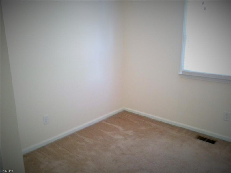 Photo 18 of 26 residential for sale in Newport News virginia