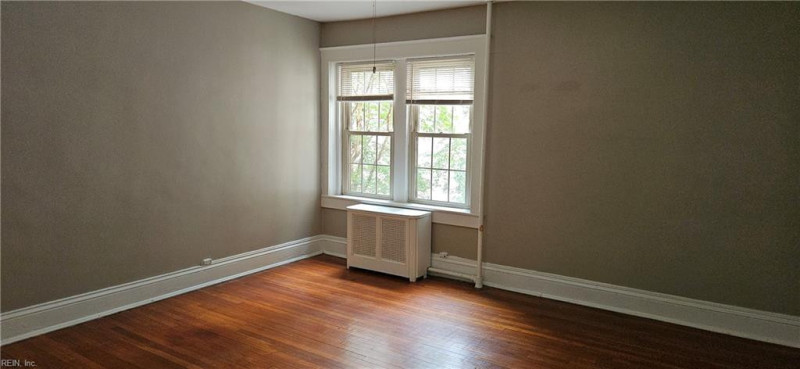 Photo 34 of 44 residential for sale in Norfolk virginia