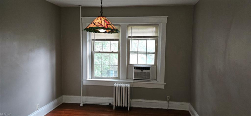 Photo 35 of 44 residential for sale in Norfolk virginia