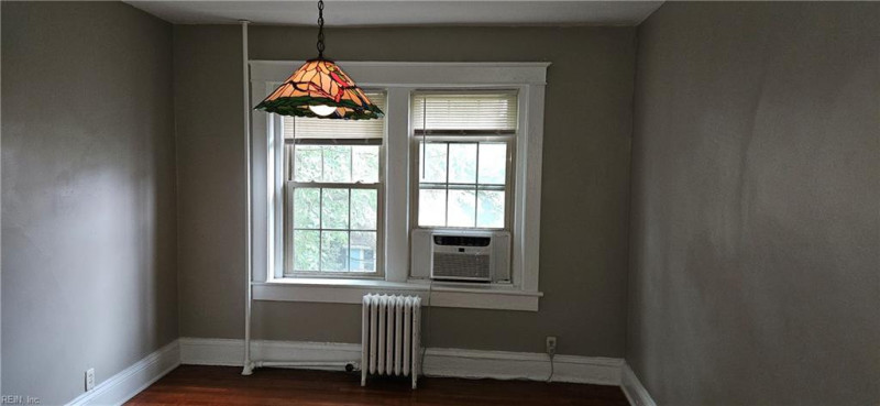 Photo 36 of 44 residential for sale in Norfolk virginia