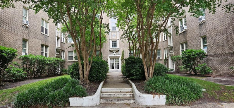 Photo 41 of 44 residential for sale in Norfolk virginia
