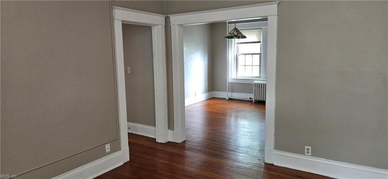 Photo 8 of 44 residential for sale in Norfolk virginia