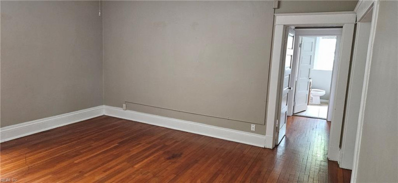 Photo 9 of 44 residential for sale in Norfolk virginia