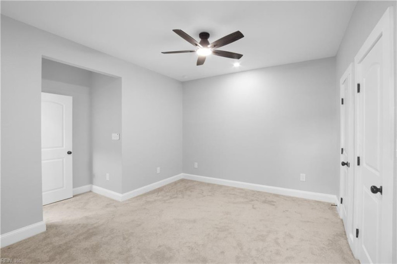 Photo 20 of 35 residential for sale in Chesapeake virginia