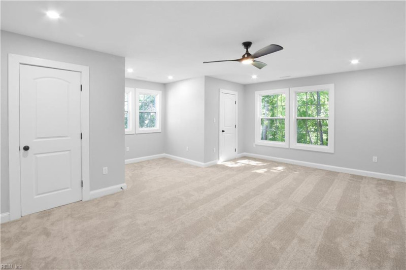 Photo 23 of 35 residential for sale in Chesapeake virginia