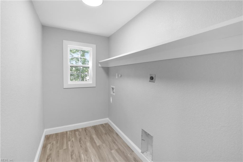 Photo 30 of 35 residential for sale in Chesapeake virginia