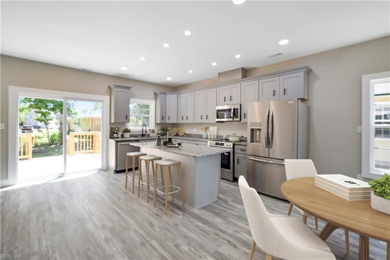 Photo 6 of 35 residential for sale in Chesapeake virginia