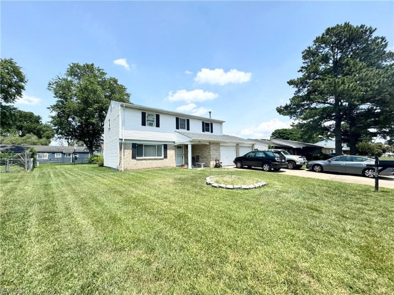 Photo 1 of 16 residential for sale in Chesapeake virginia