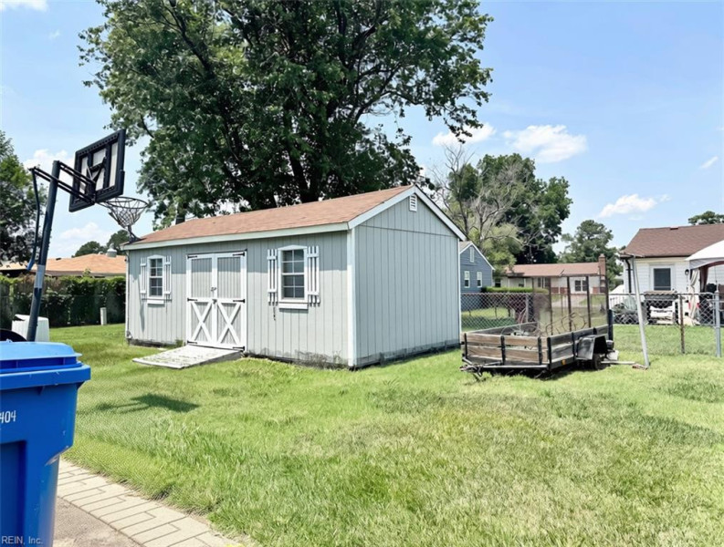 Photo 16 of 16 residential for sale in Chesapeake virginia