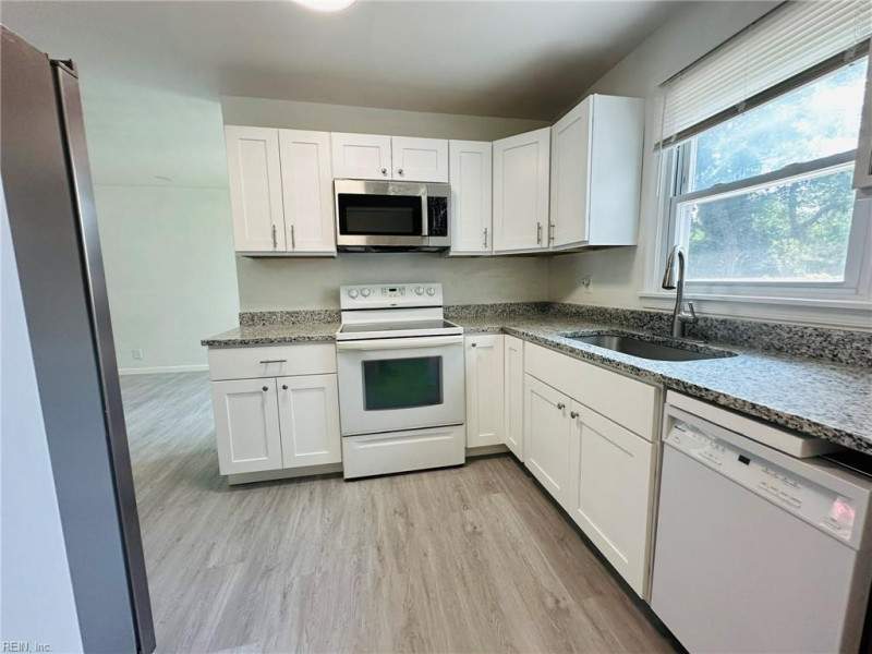 Photo 18 of 49 residential for sale in Norfolk virginia Photo 18 of 49 residential for sale in Norfolk virginia