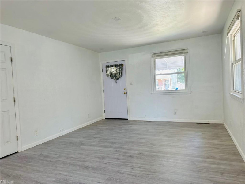 Photo 4 of 49 residential for sale in Norfolk virginia Photo 4 of 49 residential for sale in Norfolk virginia