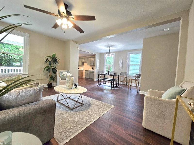 Photo 7 of 22 residential for sale in Portsmouth virginia