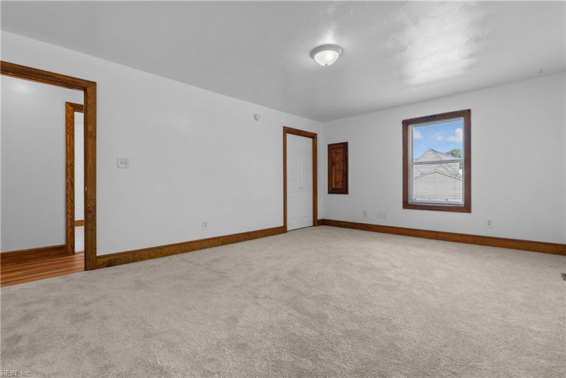 Photo 20 of 43 residential for sale in Suffolk virginia