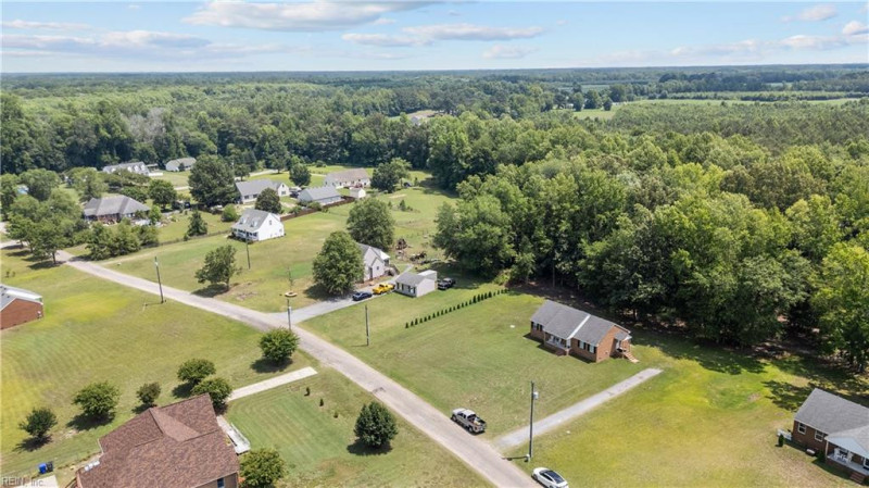 Photo 37 of 43 residential for sale in Suffolk virginia