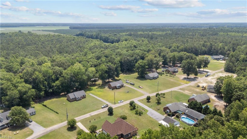 Photo 40 of 43 residential for sale in Suffolk virginia