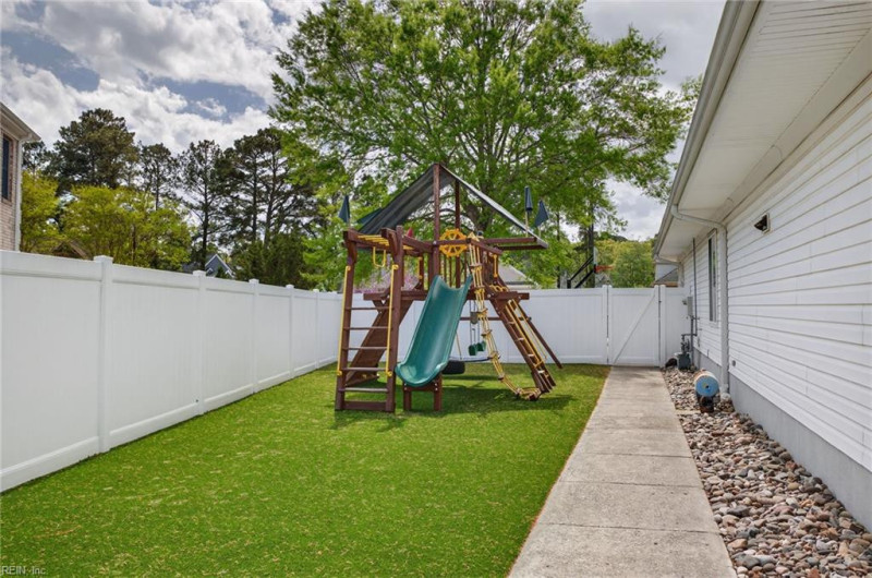 Photo 30 of 32 residential for sale in Virginia Beach virginia