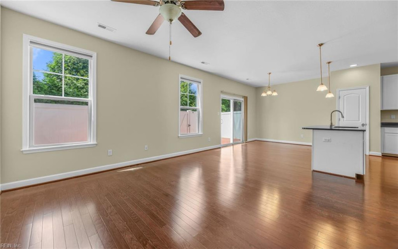 Photo 10 of 25 residential for sale in Virginia Beach virginia