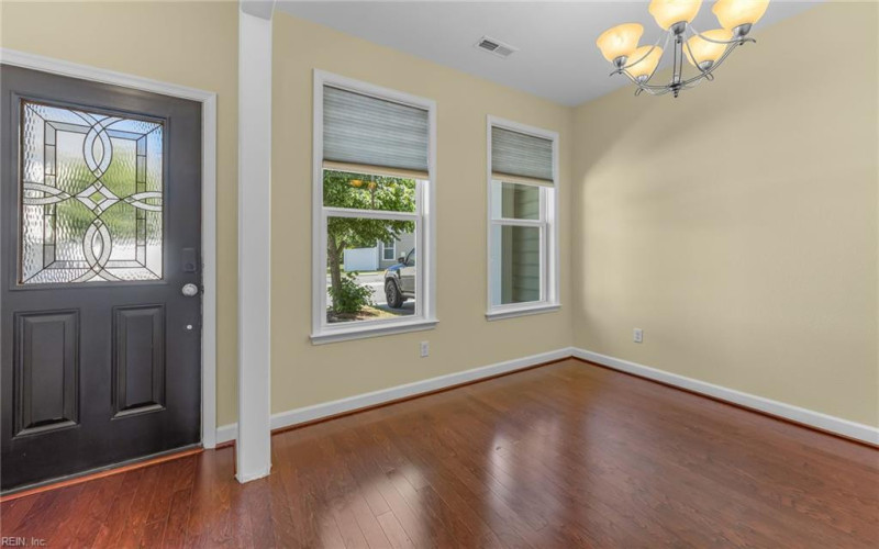 Photo 4 of 25 residential for sale in Virginia Beach virginia