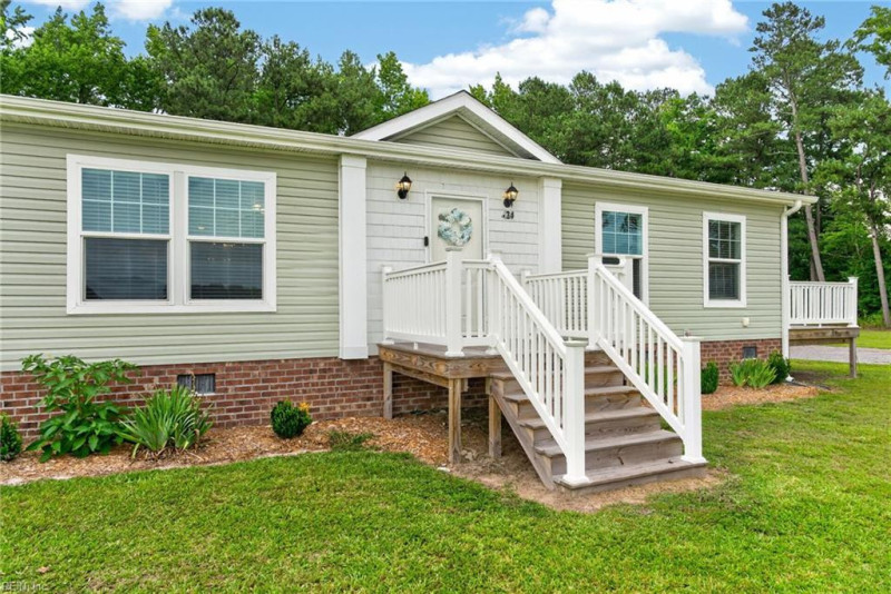 Photo 4 of 30 residential for sale in Perquimans County virginia