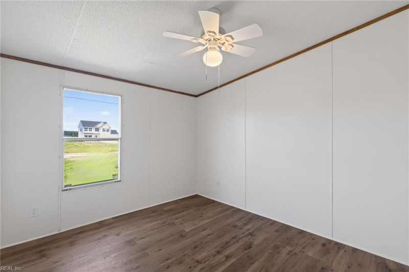 Photo 12 of 19 residential for sale in Camden County virginia