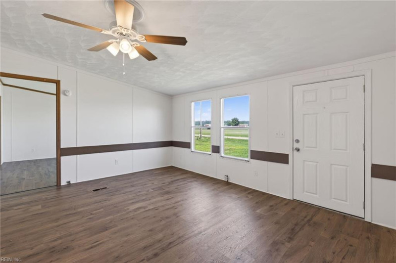 Photo 4 of 19 residential for sale in Camden County virginia