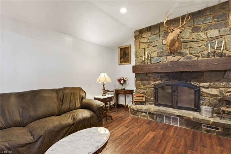 Photo 4 of 27 residential for sale in Camden County virginia