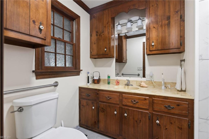 Photo 9 of 27 residential for sale in Camden County virginia
