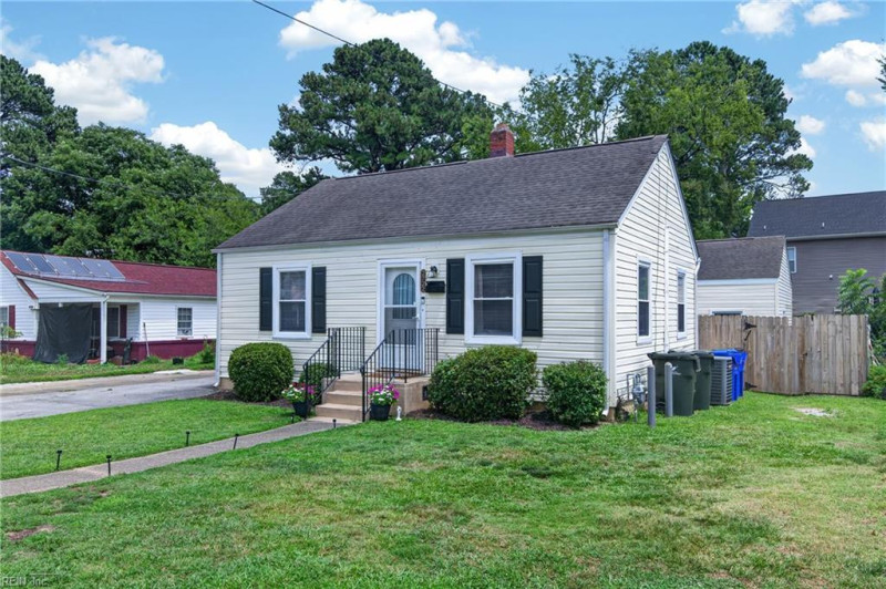 Photo 3 of 38 residential for sale in Norfolk virginia Photo 3 of 38 residential for sale in Norfolk virginia